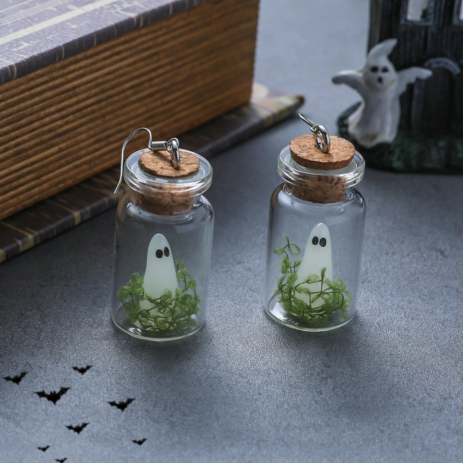 Bijou Fantôme Lumineux – Collier & Boucles d’Oreilles Halloween 👻